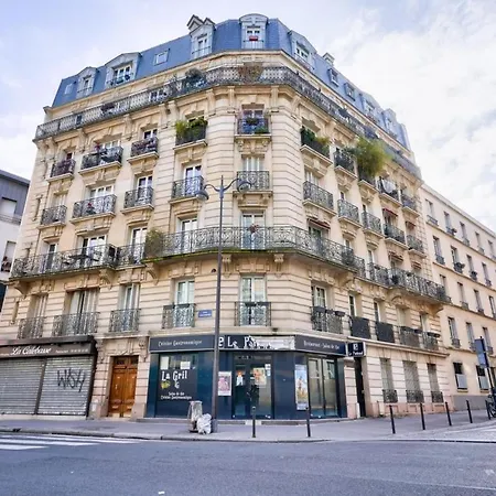 Appartement For 2 People - 18 Paris